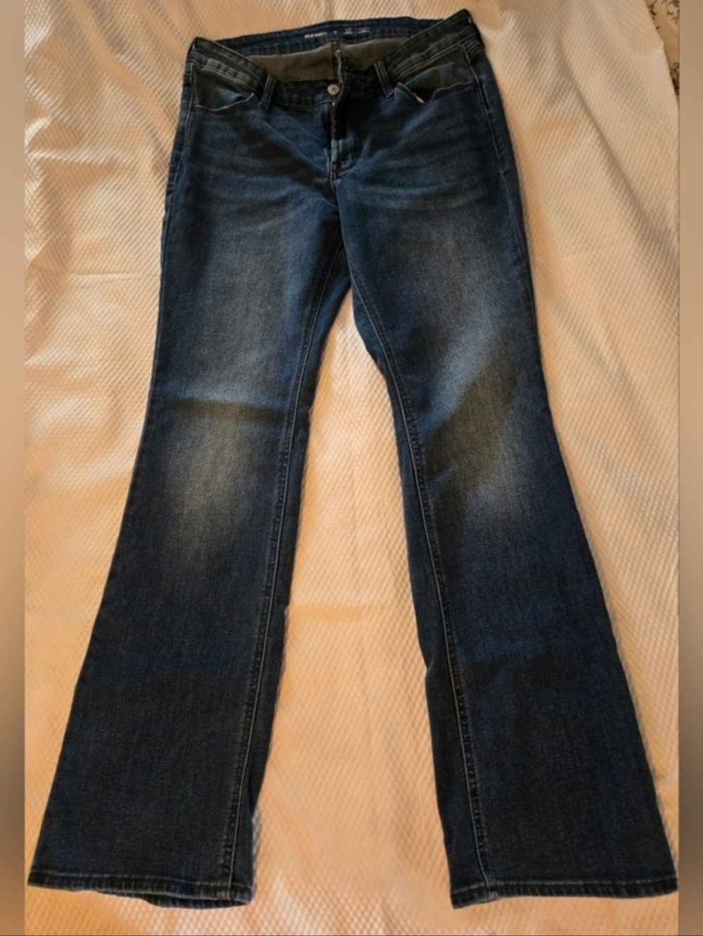 Old Navy WOW Boot-Cut Jeans 👖Size 12 | Mid-rise